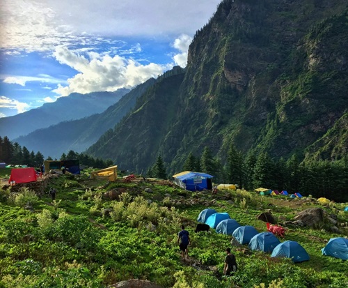 Kheerganga Trek, Kasol